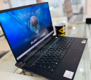 New Laptop Alienware M15 R3 16GB AMD Ryzen 7 SSD 512GB