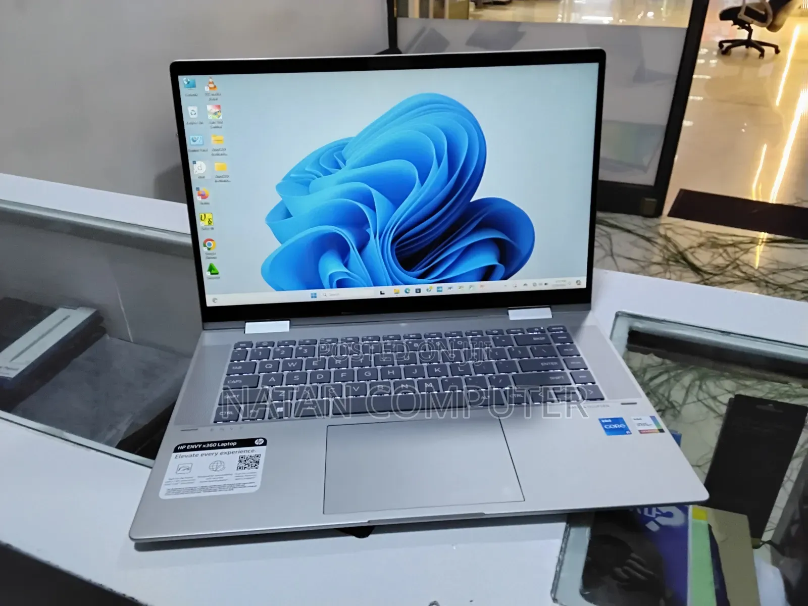 New Laptop HP Envy X360 8GB Intel Core I5 SSD 512GB