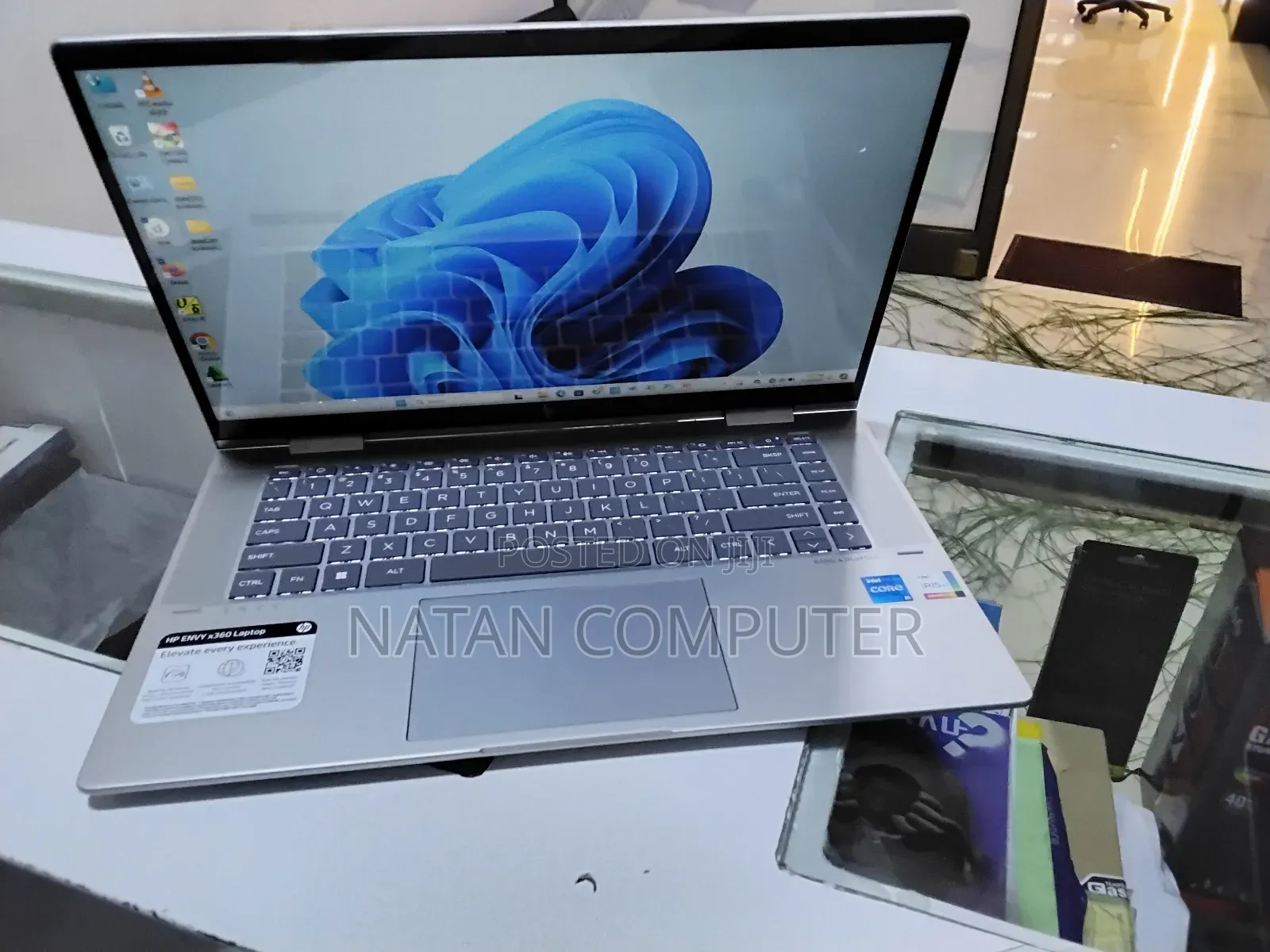 New Laptop HP Envy X360 8GB Intel Core I5 SSD 512GB