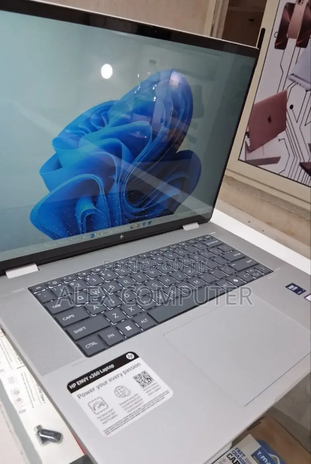 New Laptop HP Envy X360 16GB Intel Core Ultra 7 SSD 1T