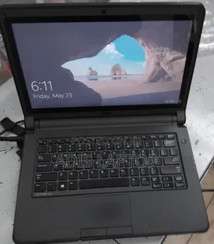 Photo - Laptop Dell Latitude 5310 4GB Intel Core I3 HDD 500GB