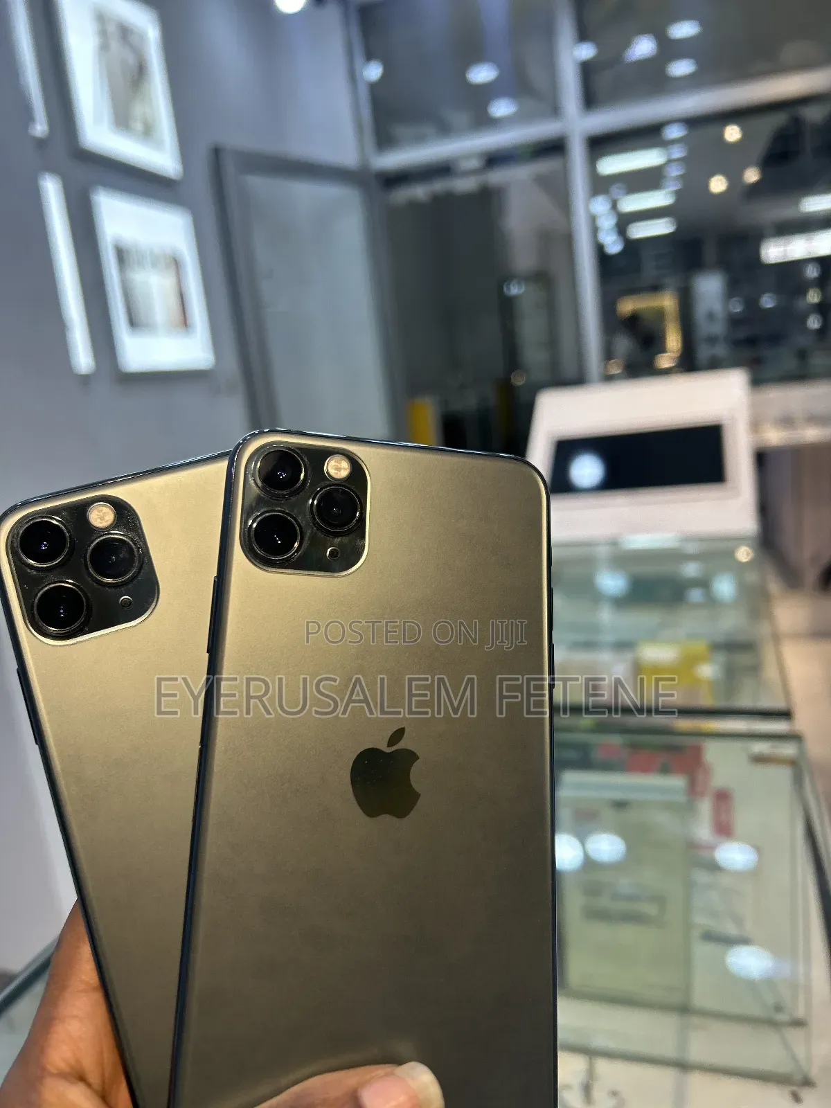 New Apple iPhone 11 Pro Max 256 GB Black