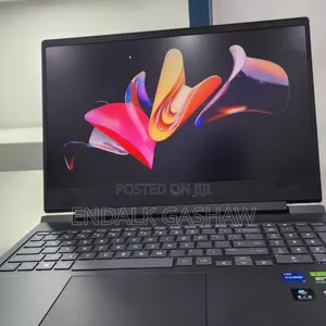 Photo - New Laptop HP Victus 15 16GB Intel Core I7 SSD 1T