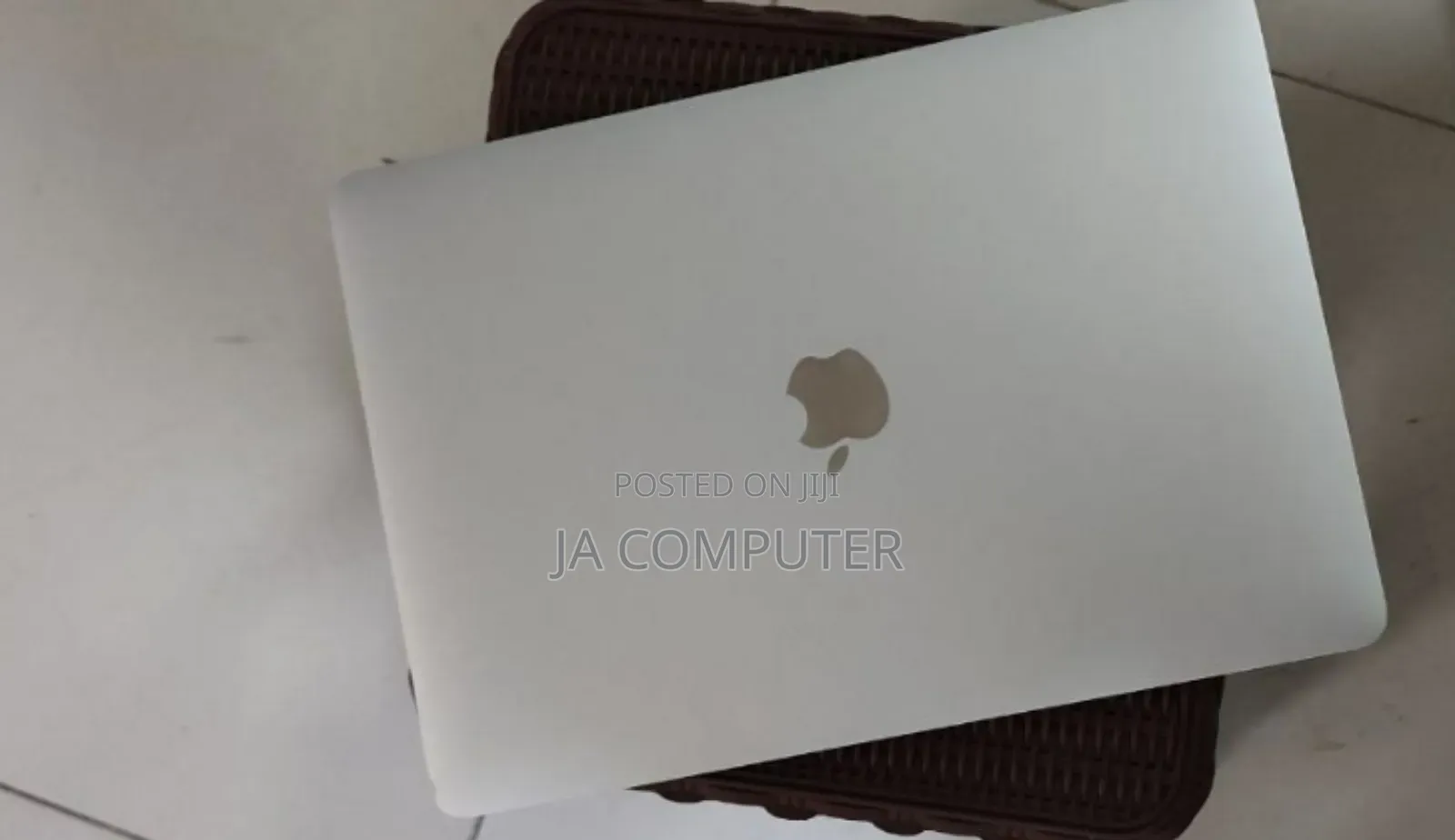 New Laptop Apple MacBook Air 2020 8GB Intel Core I3 SSD 256GB