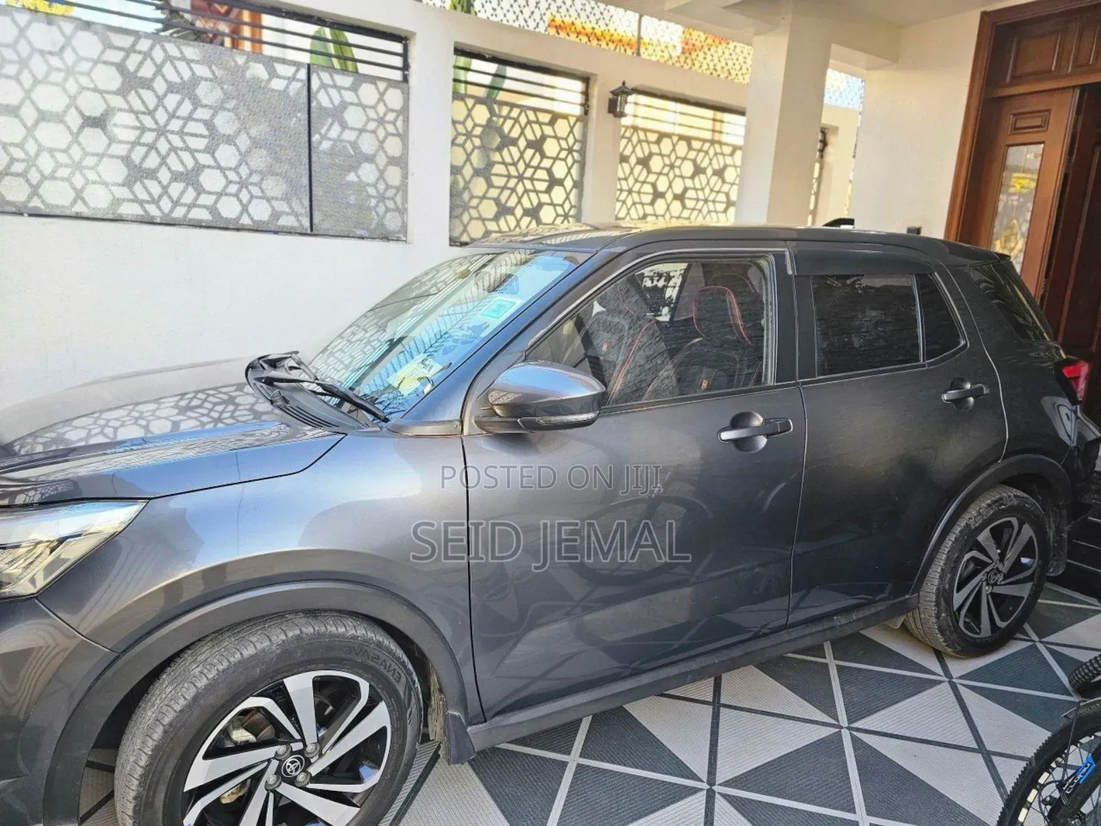 Toyota Raize 2023 Gray