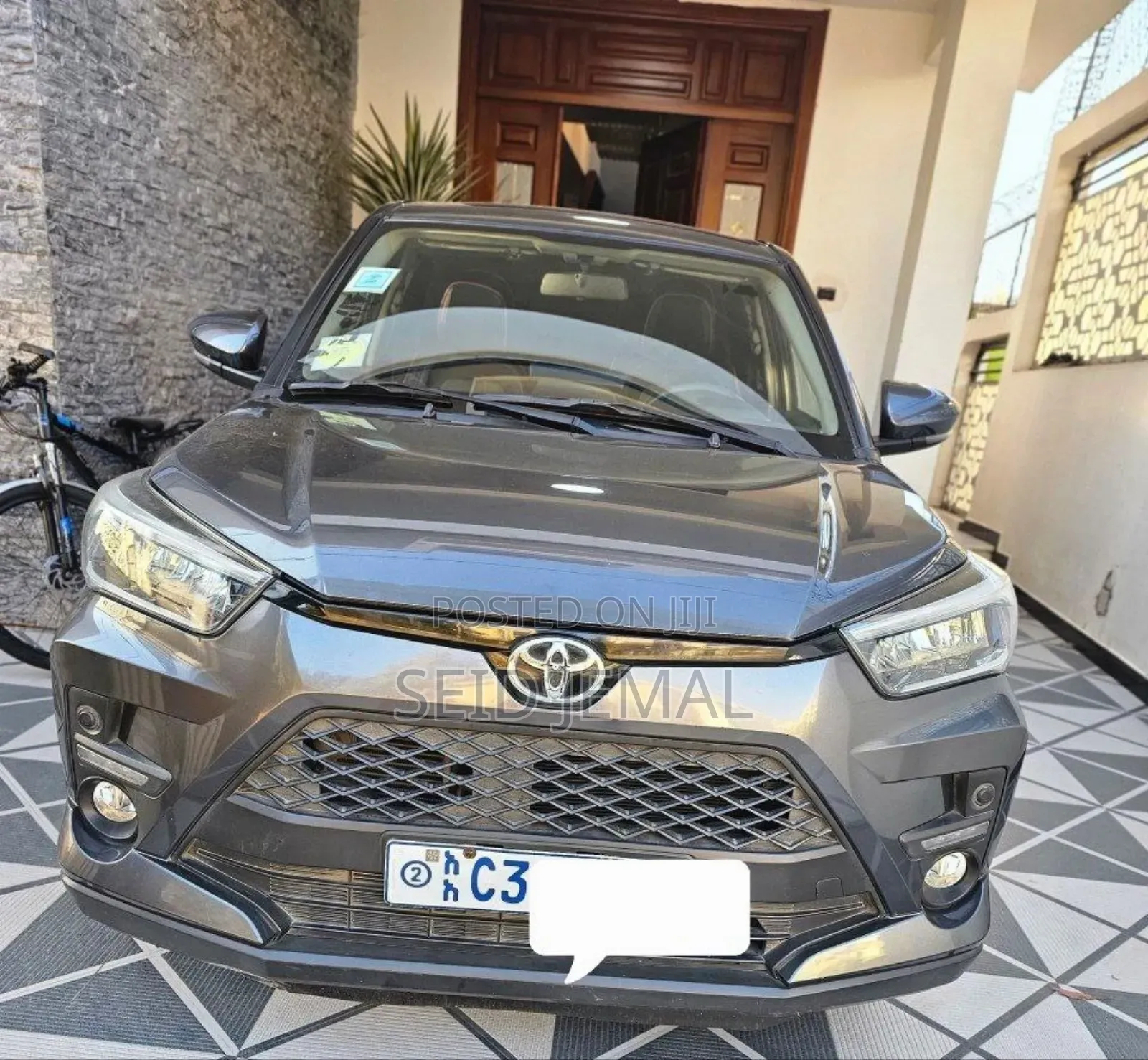 Toyota Raize 2023 Gray