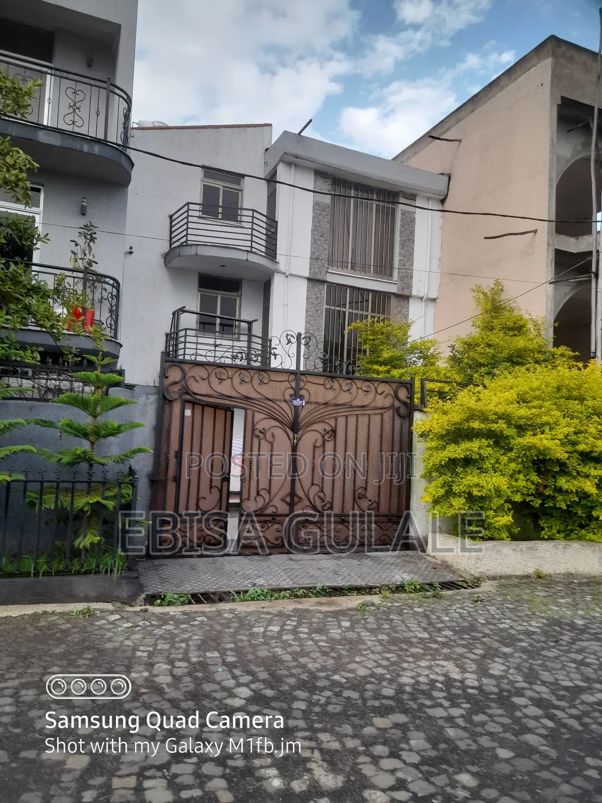 Furnished 5bdrm Farm House in Oromia-Finfinne for sale