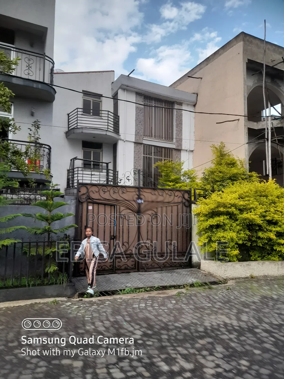 Furnished 5bdrm Farm House in Oromia-Finfinne for sale