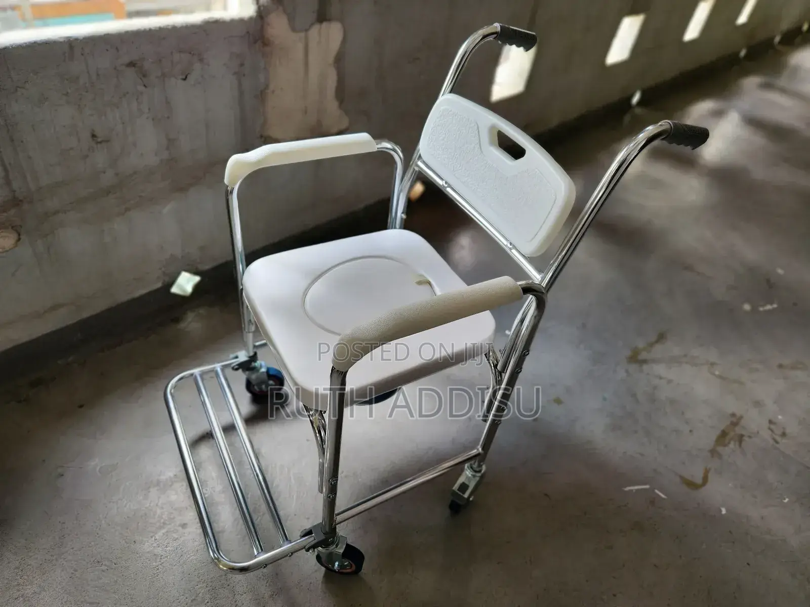 Commode Wheelxhair米粒commode Wheelchair去世commode Wheelchair