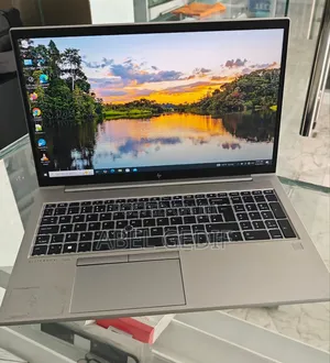 New Laptop HP EliteBook 850 G8 16GB Intel Core I7 SSD 512GB