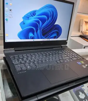 New Laptop HP 16GB Intel Core i7 SSD 1T