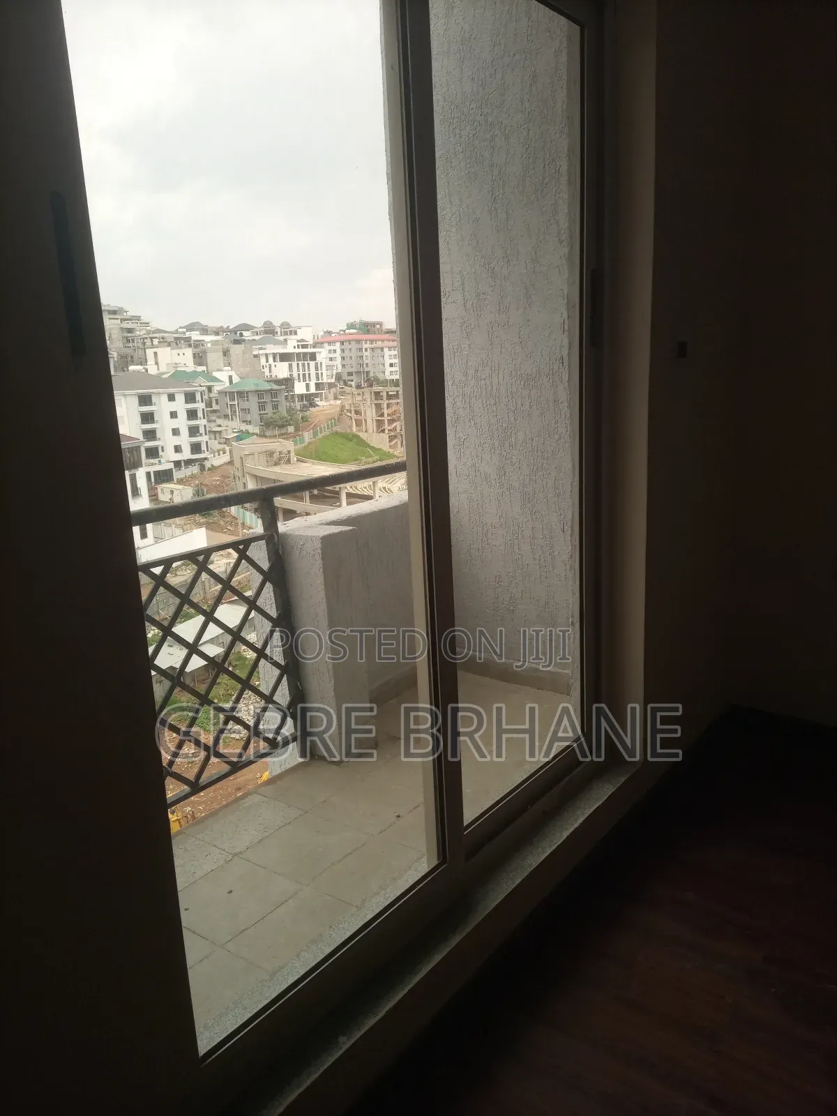3bdrm Apartment in Apartment, Yeka for rent