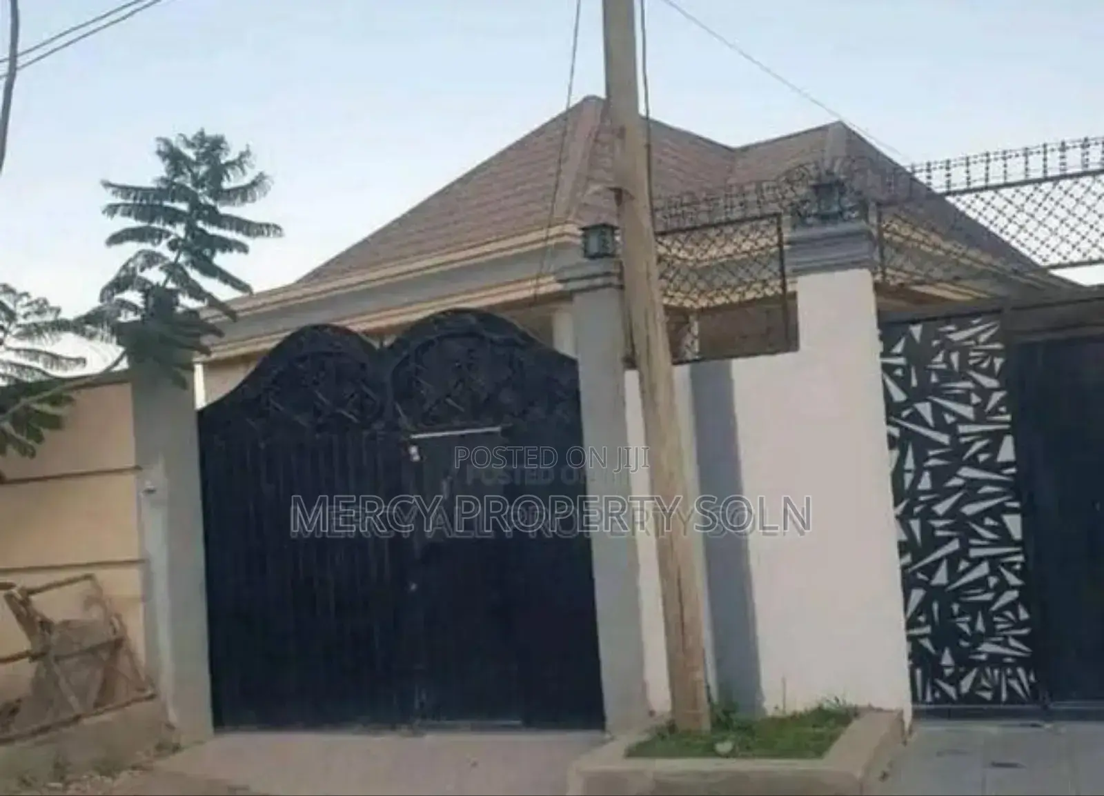 5bdrm Villa in Bole for sale