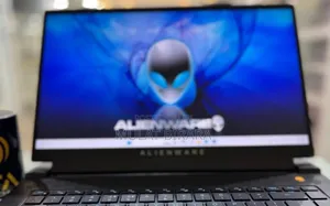 New Laptop Alienware M17x R2 16GB AMD Ryzen 7 SSD 512GB