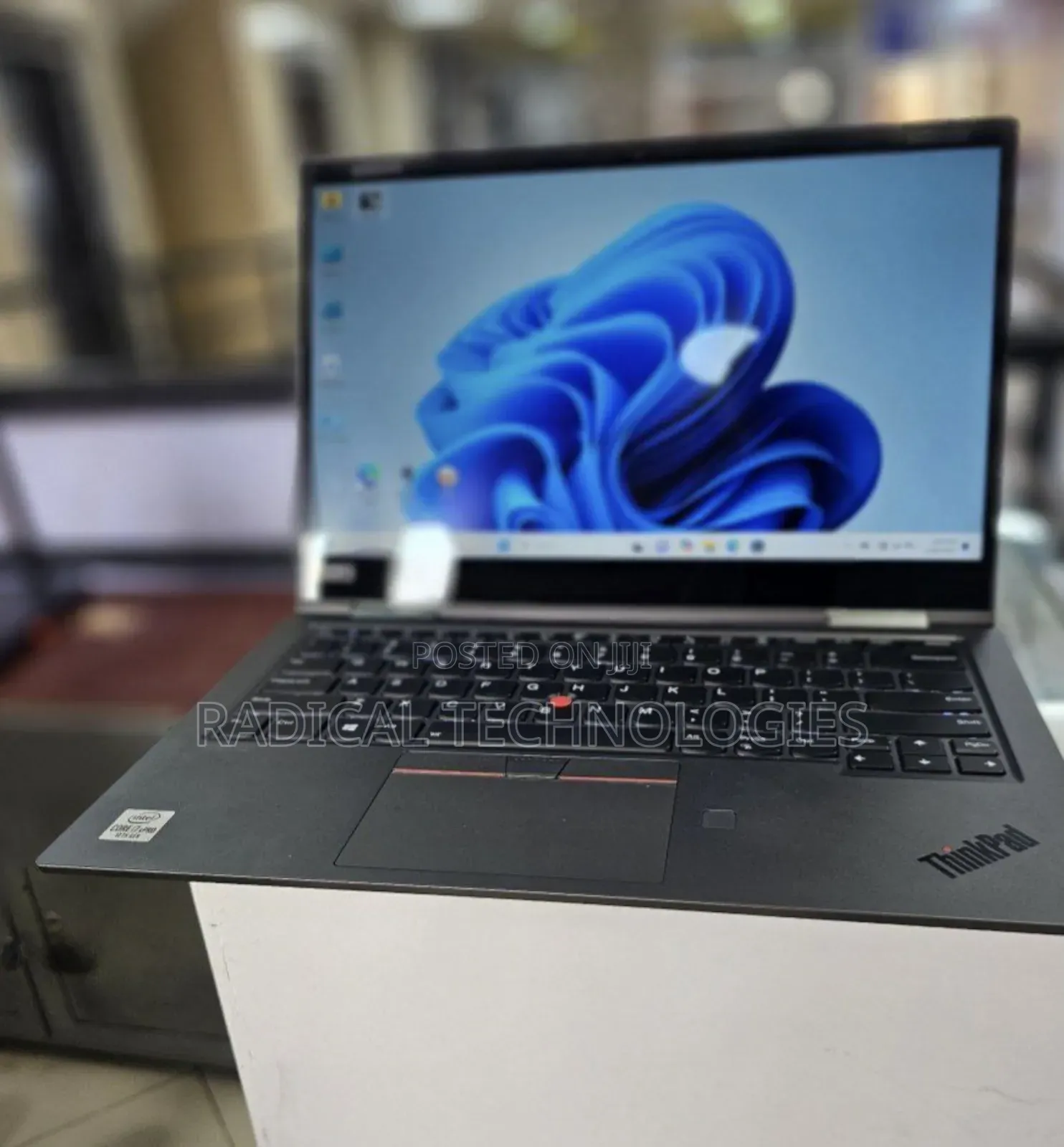 New Laptop Lenovo ThinkPad Yoga 16GB Intel Core I7 SSD 512GB