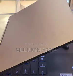 New Laptop Lenovo Yoga 7i 16GB Intel Core I7 SSD 1T