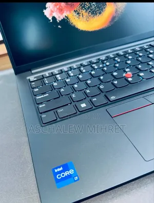 Photo - New Laptop Lenovo ThinkPad 10 32GB Intel Core I7 SSD 512GB