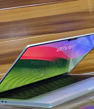 New Laptop Apple MacBook Pro 2023 M3 14-Inch 8GB Apple M3 Pro SSD 512GB