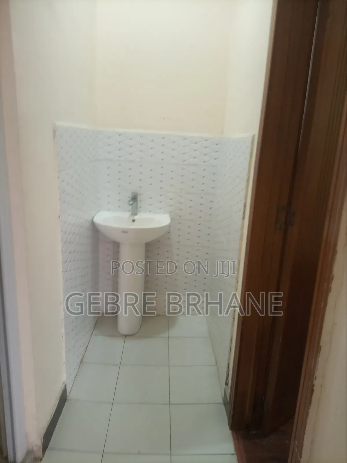 3bdrm Apartment in Apartment, Yeka for rent