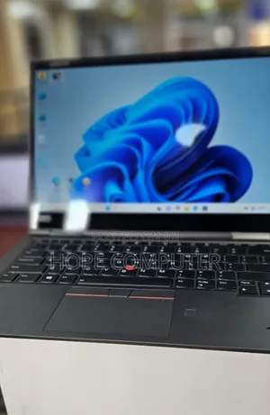 Photo - New Laptop Lenovo Thinkpad X1 Yoga 16GB Intel Core I7 SSD 512GB