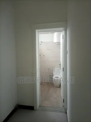 3bdrm Apartment in Apartment, Yeka for rent