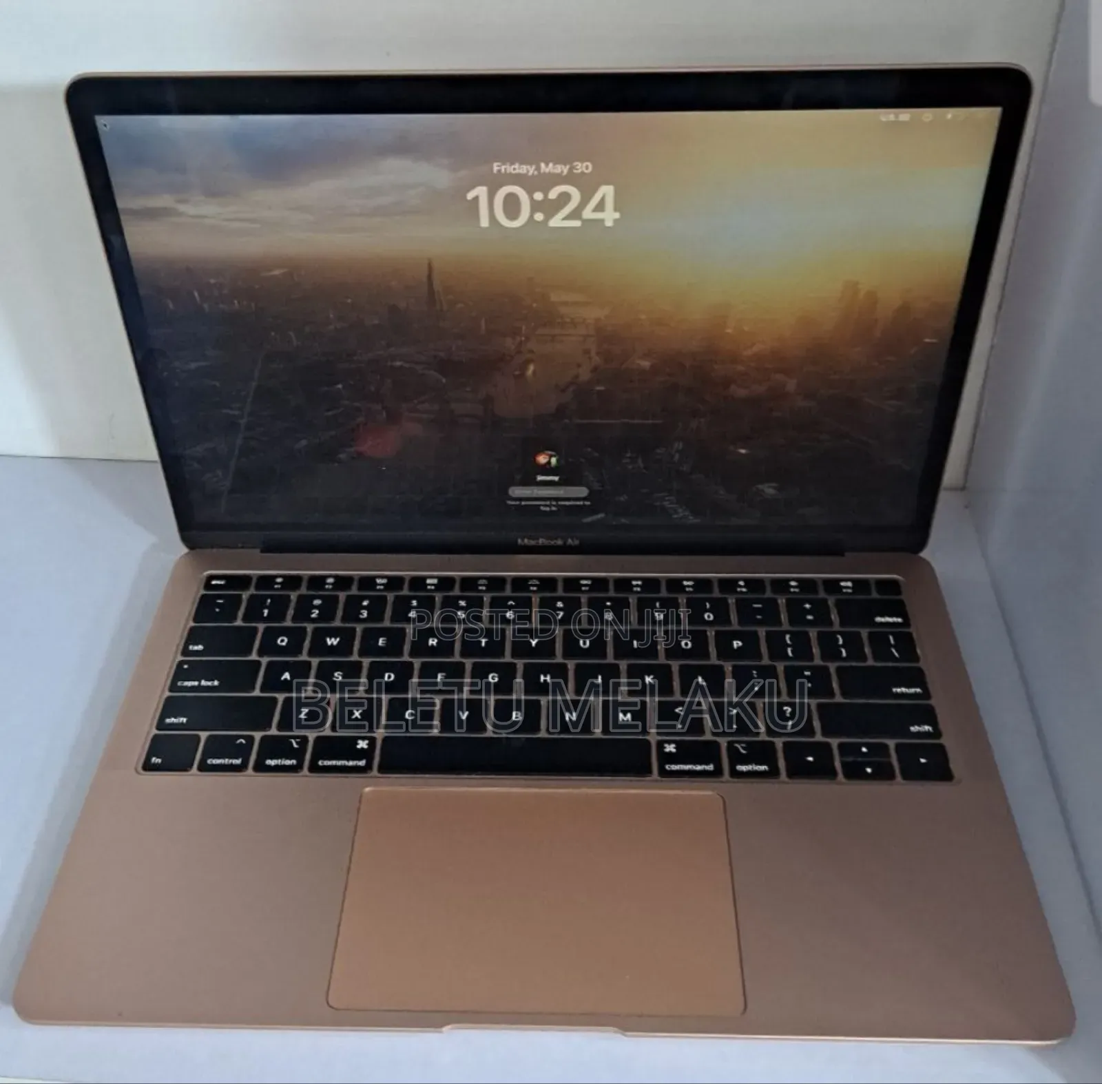 New Laptop Apple MacBook Air 2019 8GB Intel Core I5 SSD 256GB