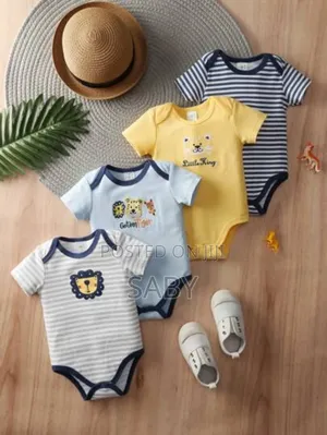 Sunnozy ብራድ የዳይፐር ቲሸርት