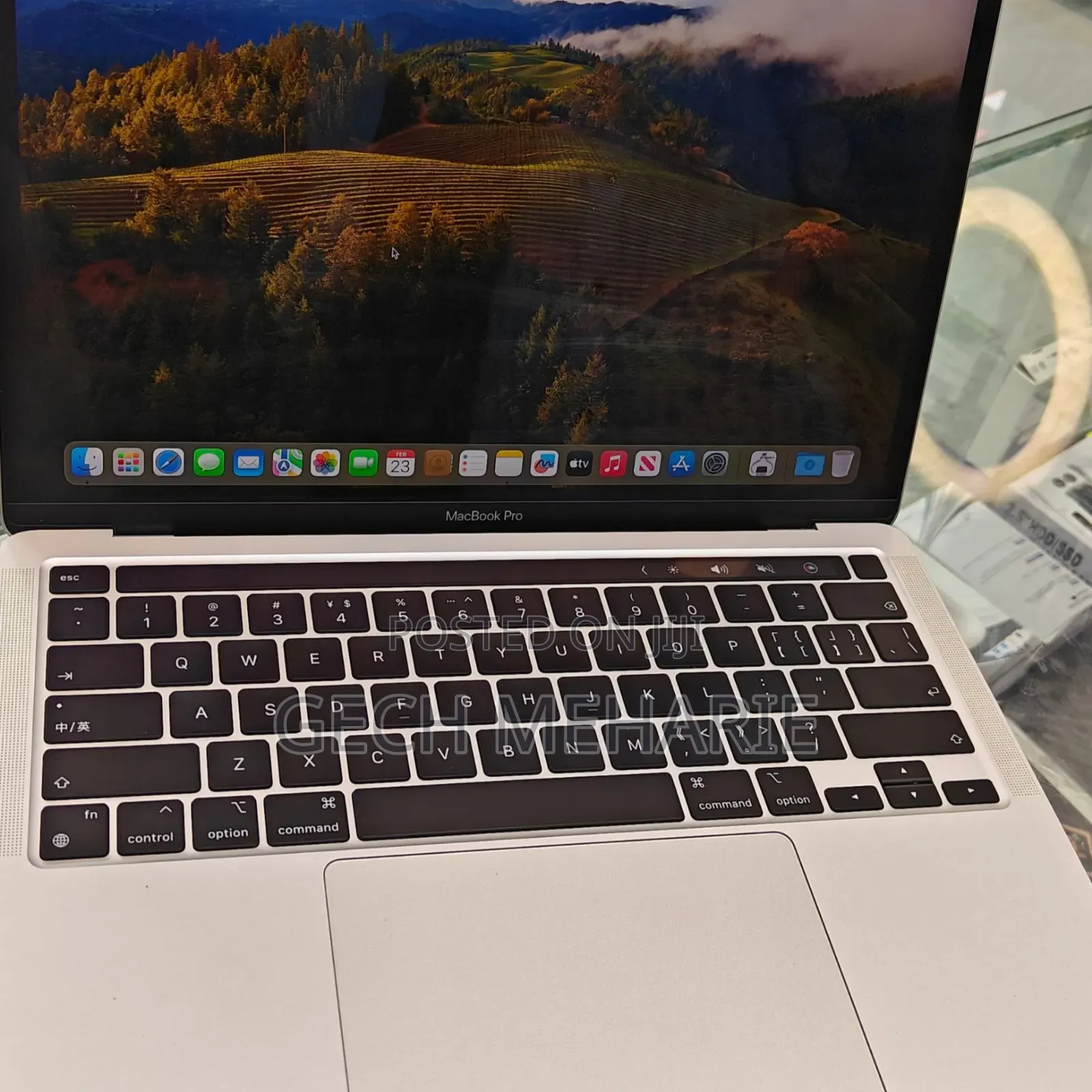 New Laptop Apple MacBook Pro M1 8GB Apple M1 Pro SSD 512GB