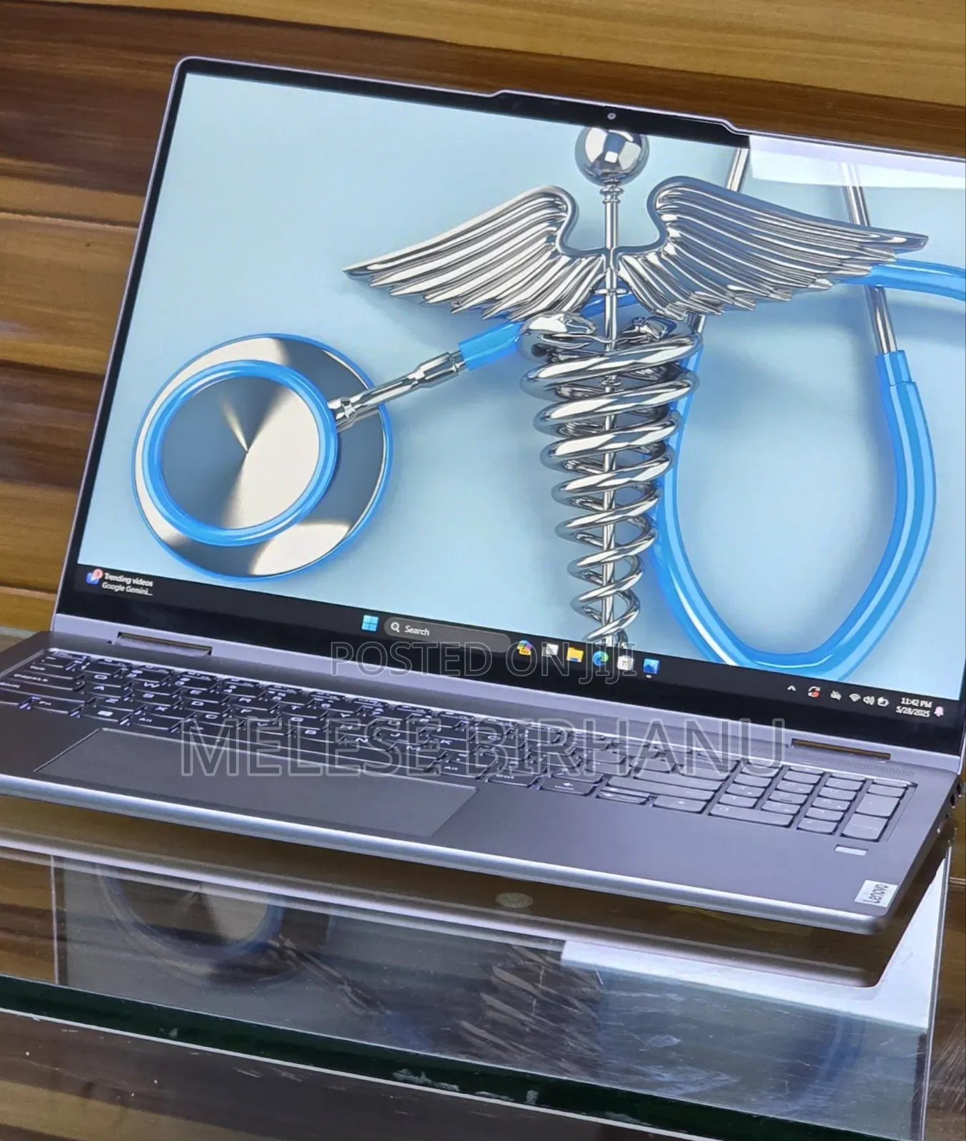 New Laptop Lenovo Yoga 7i 16GB Intel Core I7 SSD 512GB