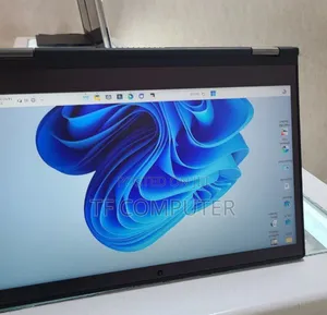 New Laptop Lenovo ThinkPad Yoga 370 8GB Intel Core I5 SSD 512GB