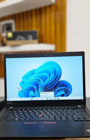 New Laptop Lenovo ThinkPad T14s G4 32GB Intel Core I7 SSD 512GB