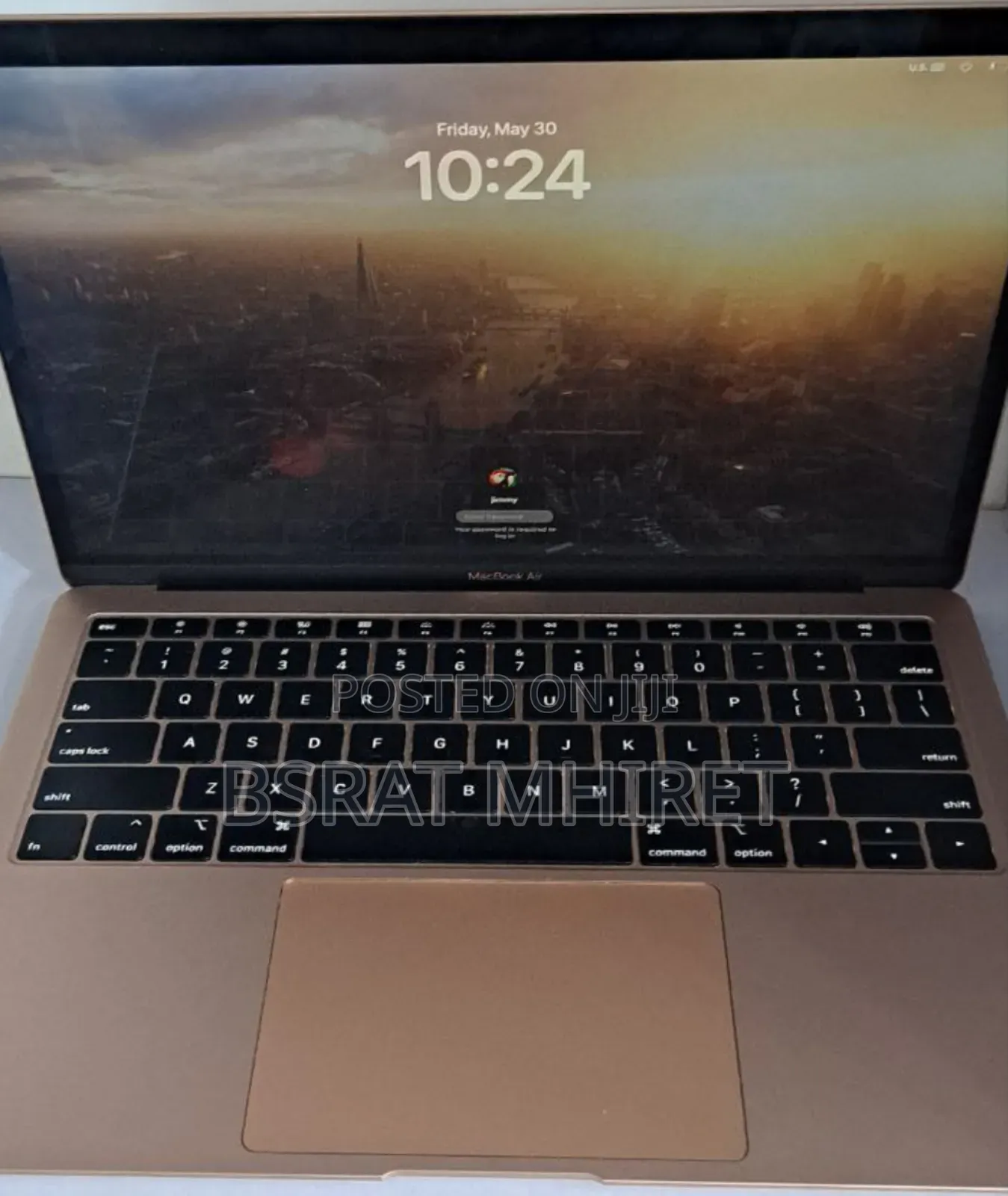 New Laptop Apple MacBook Pro 2019 8GB Intel Core I5 SSD 256GB