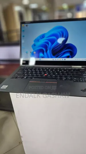 Photo - New Laptop Lenovo ThinkPad Yoga 8GB Intel Core I7 SSD 512GB