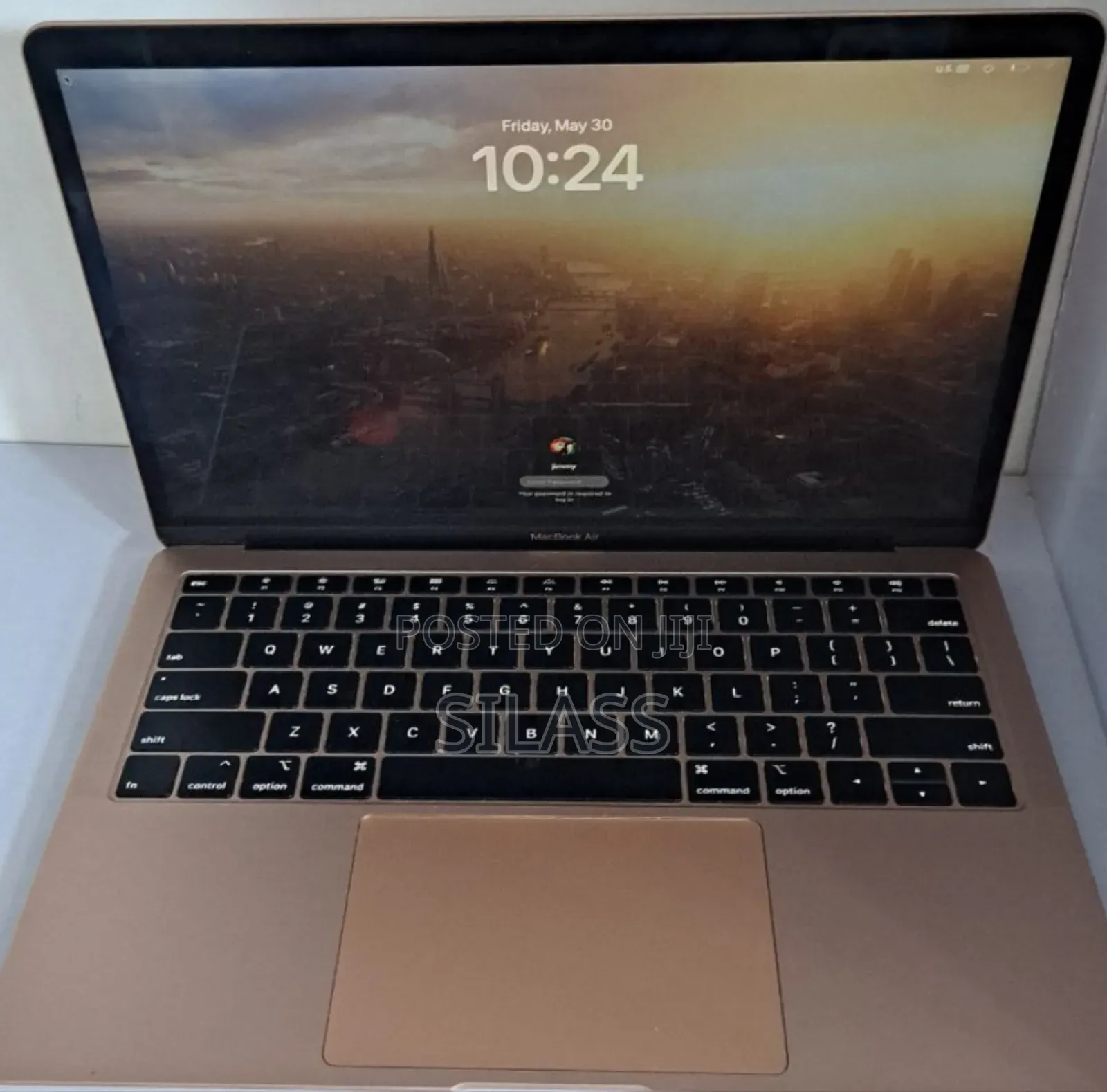 New Laptop Apple MacBook Air 2019 8GB Intel Core I5 SSD 256GB