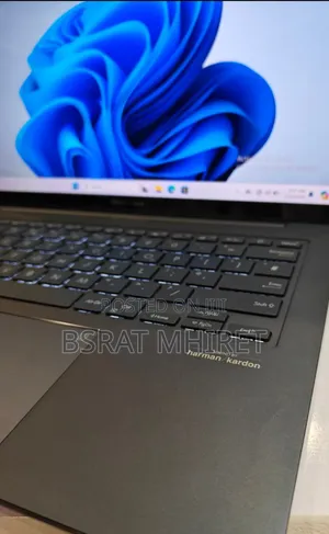 New Laptop Asus ZenBook 13 UX331UN 16GB Intel Core I7 SSD 512GB