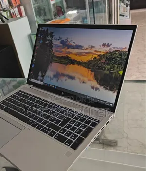 New Laptop HP EliteBook 850 G8 16GB Intel Core I7 SSD 512GB