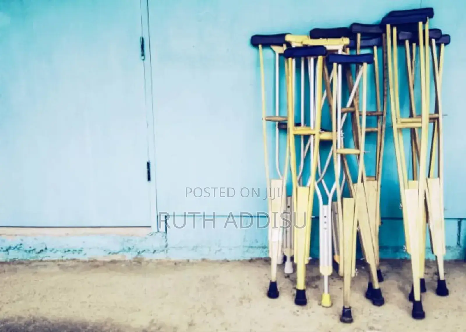 Axillary Crutches去了crutches前往crutches者或crutches田出crutches