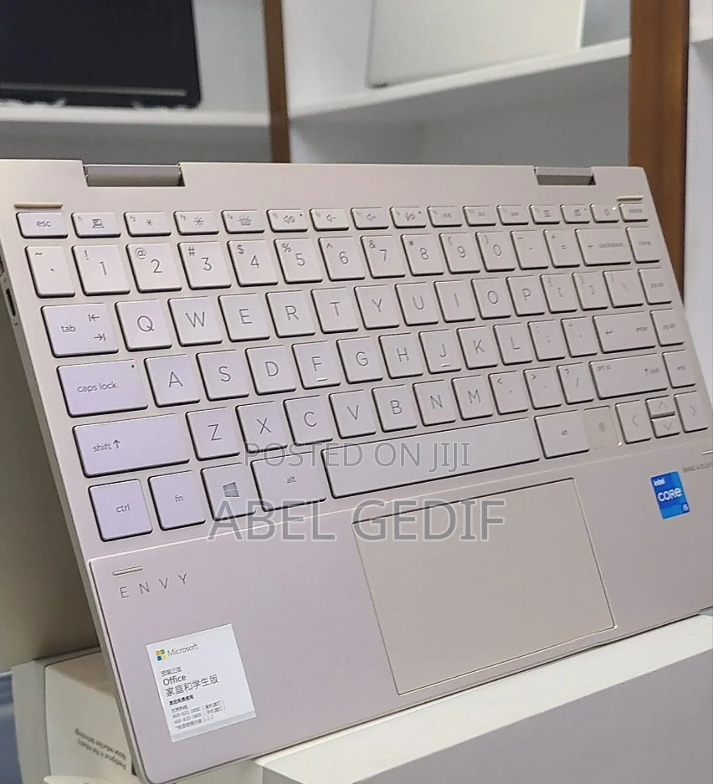 New Laptop HP Envy X360 8GB Intel Core I5 SSD 512GB