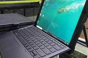 New Laptop HP Pro X2 612 8GB Intel Core I5 SSD 256GB