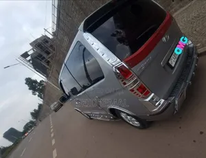 Hyundai Starex 2015 Silver