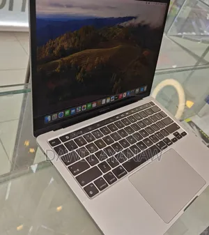 New Laptop Apple MacBook Pro M1 8GB Apple M1 SSD 512GB