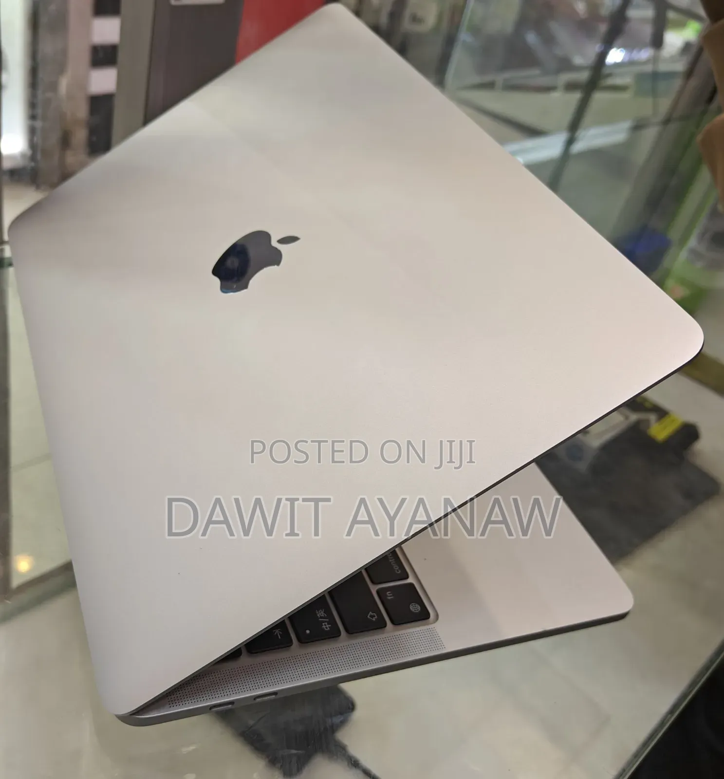 New Laptop Apple MacBook Pro M1 8GB Apple M1 SSD 512GB