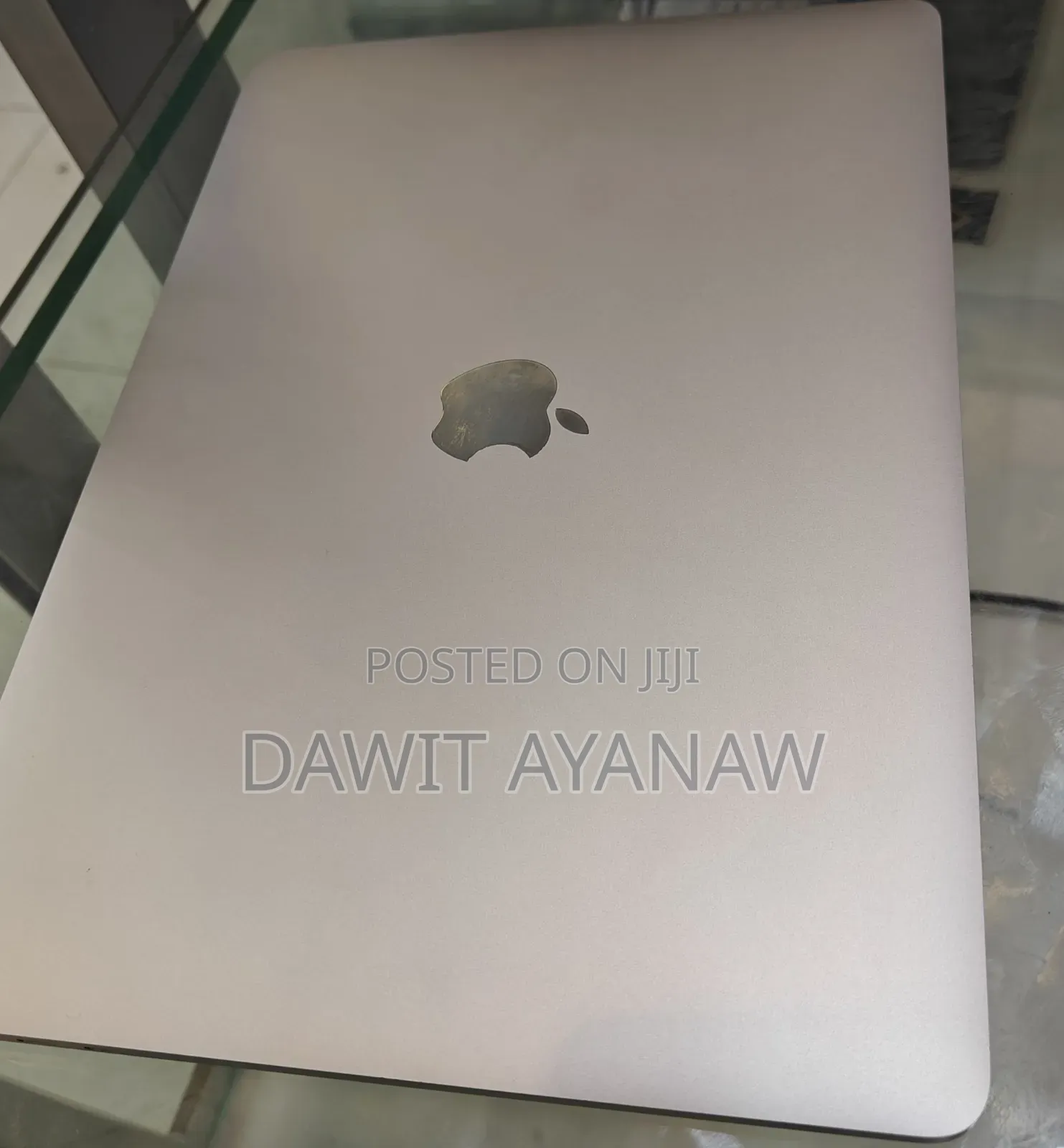 New Laptop Apple MacBook Pro M1 8GB Apple M1 SSD 512GB