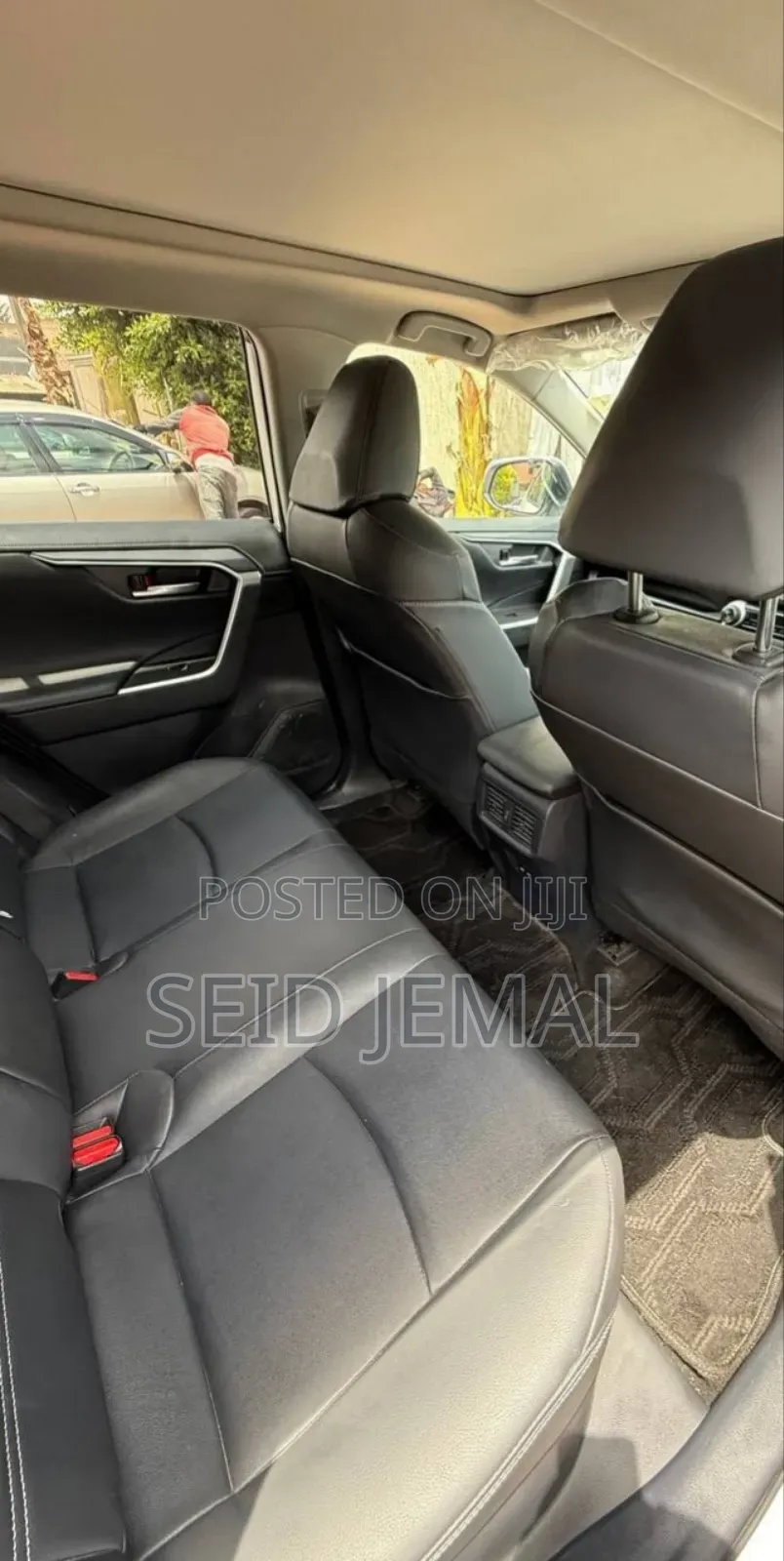 Toyota RAV4 2024 White