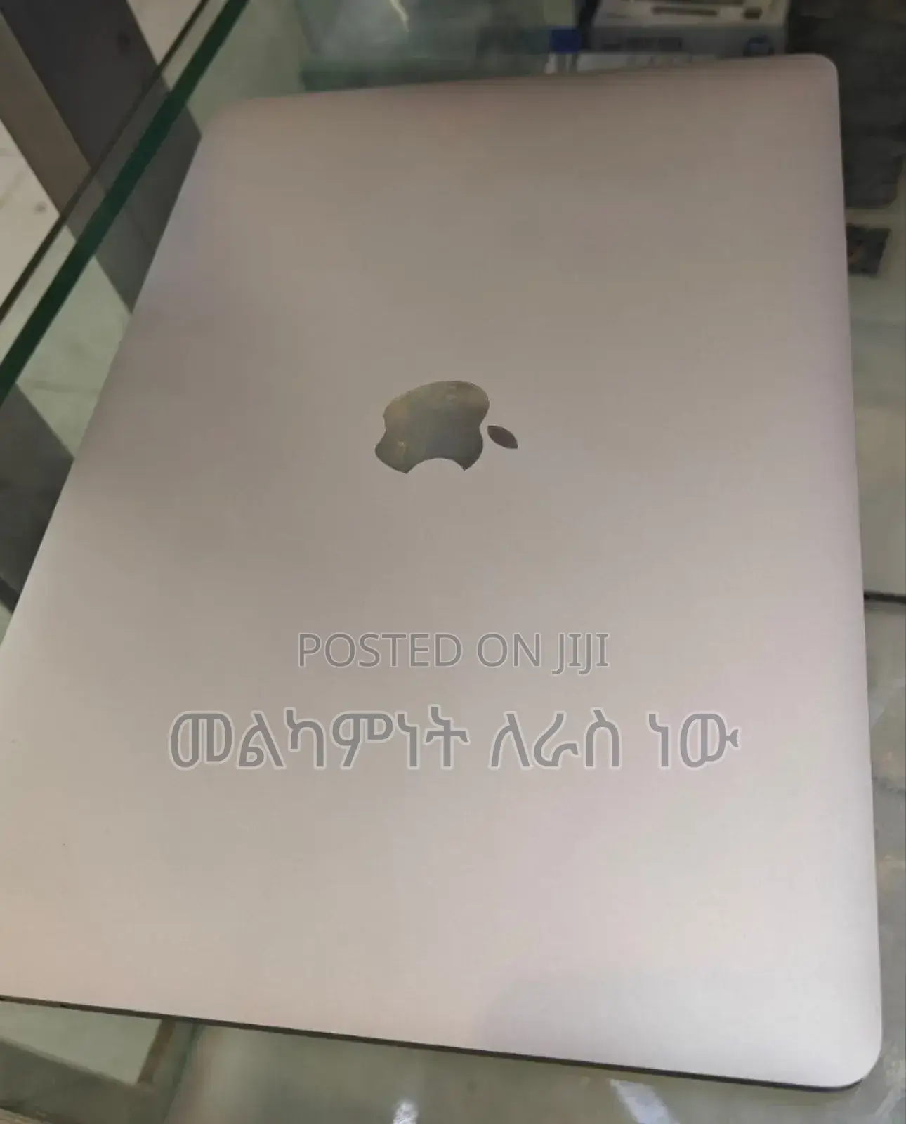 New Laptop Apple MacBook Pro 2021 M1 8GB Apple M1 SSD 512GB