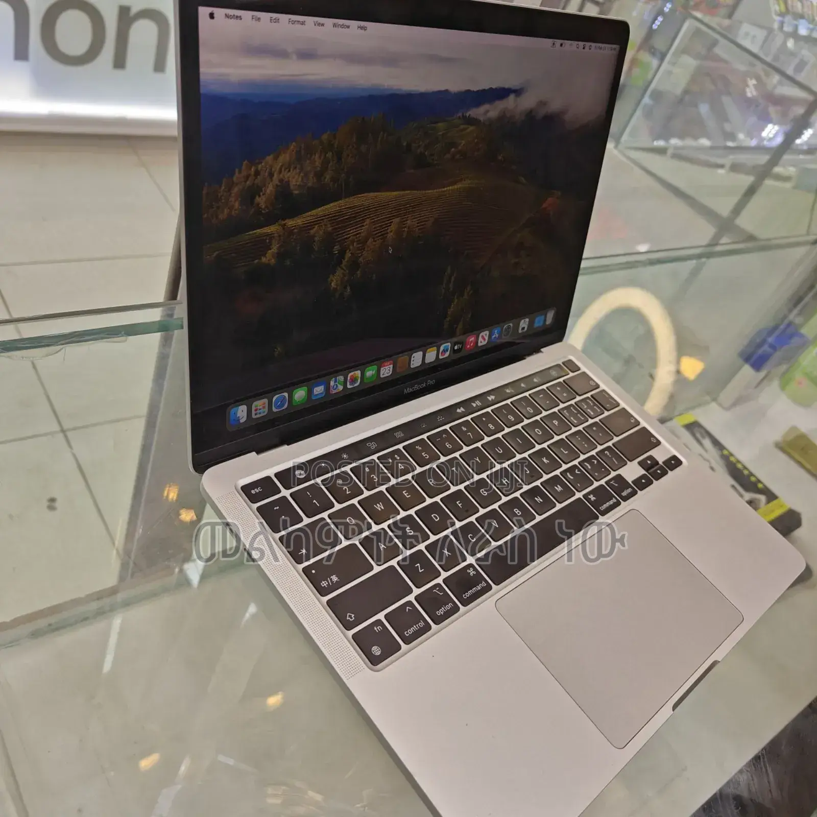 New Laptop Apple MacBook Pro 2021 M1 8GB Apple M1 SSD 512GB
