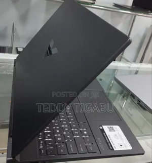 New Laptop HP Victus 15 16GB Intel Core I7 SSD 512GB
