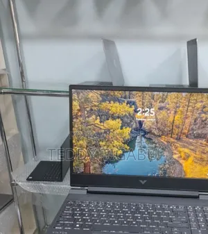 New Laptop HP Victus 15 16GB Intel Core I7 SSD 512GB