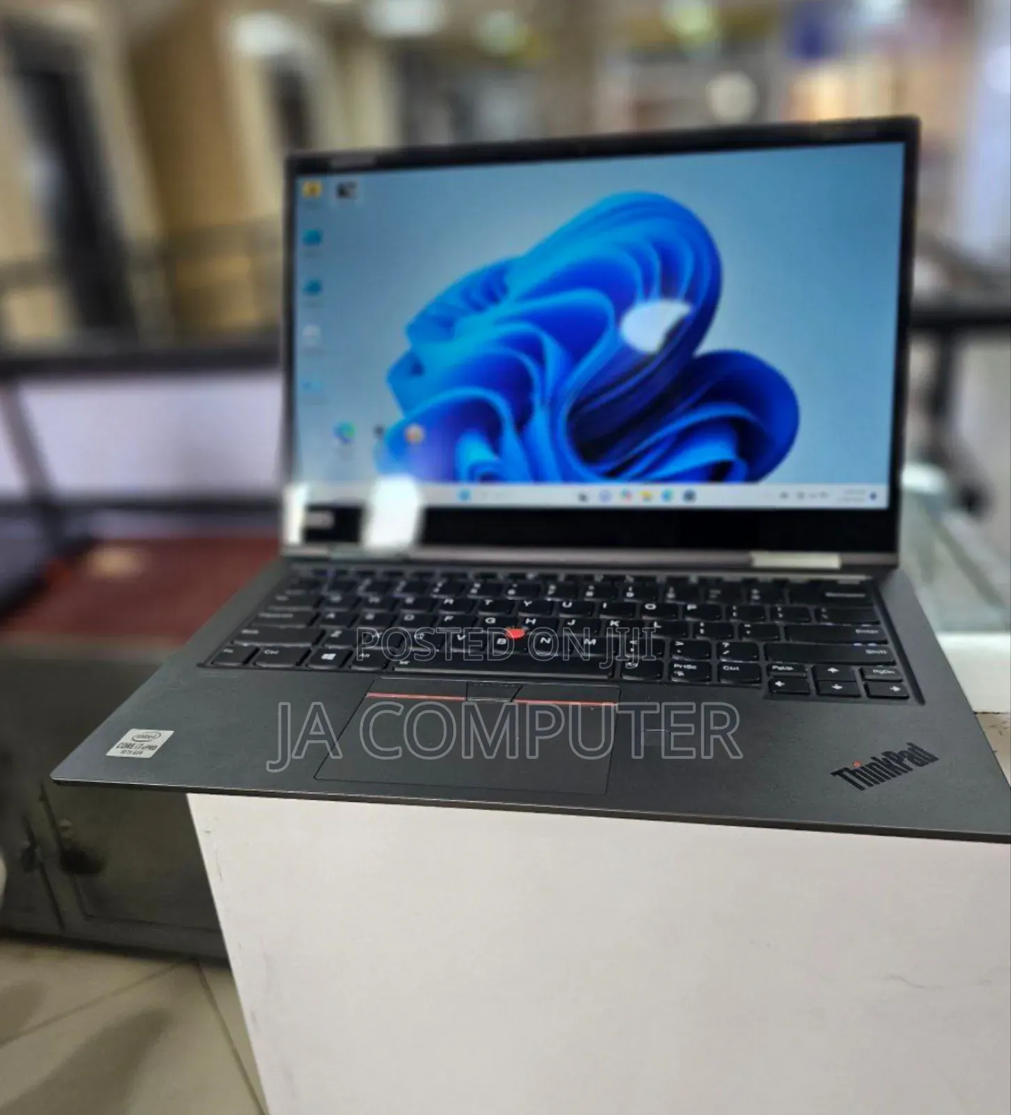 New Laptop Lenovo Thinkpad X1 Yoga 16GB Intel Core I7 SSD 512GB