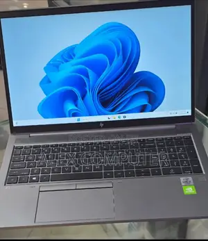 New Laptop HP ZBook Firefly 15 G7 16GB Intel Core I7 SSD 512GB
